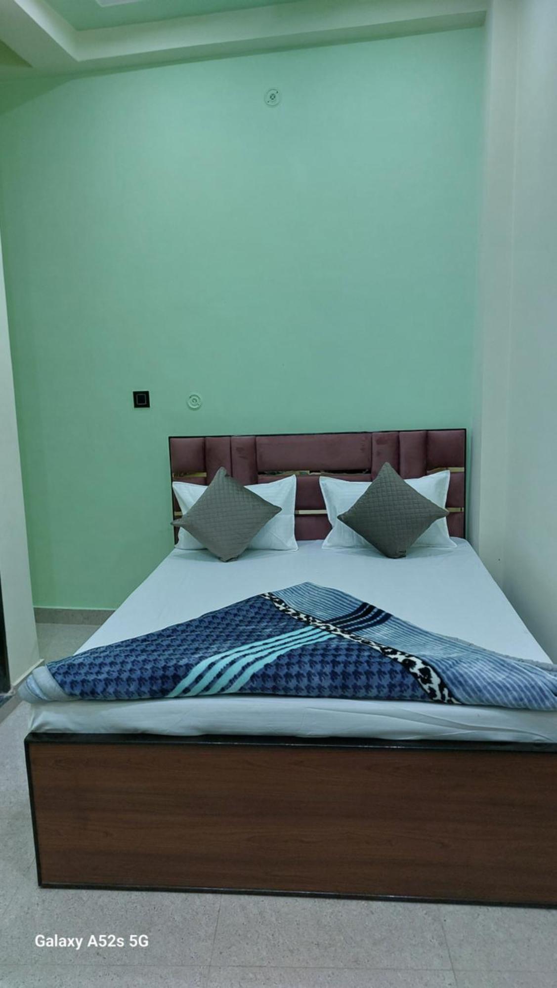 Narayani Paying Guest House バラナシ エクステリア 写真